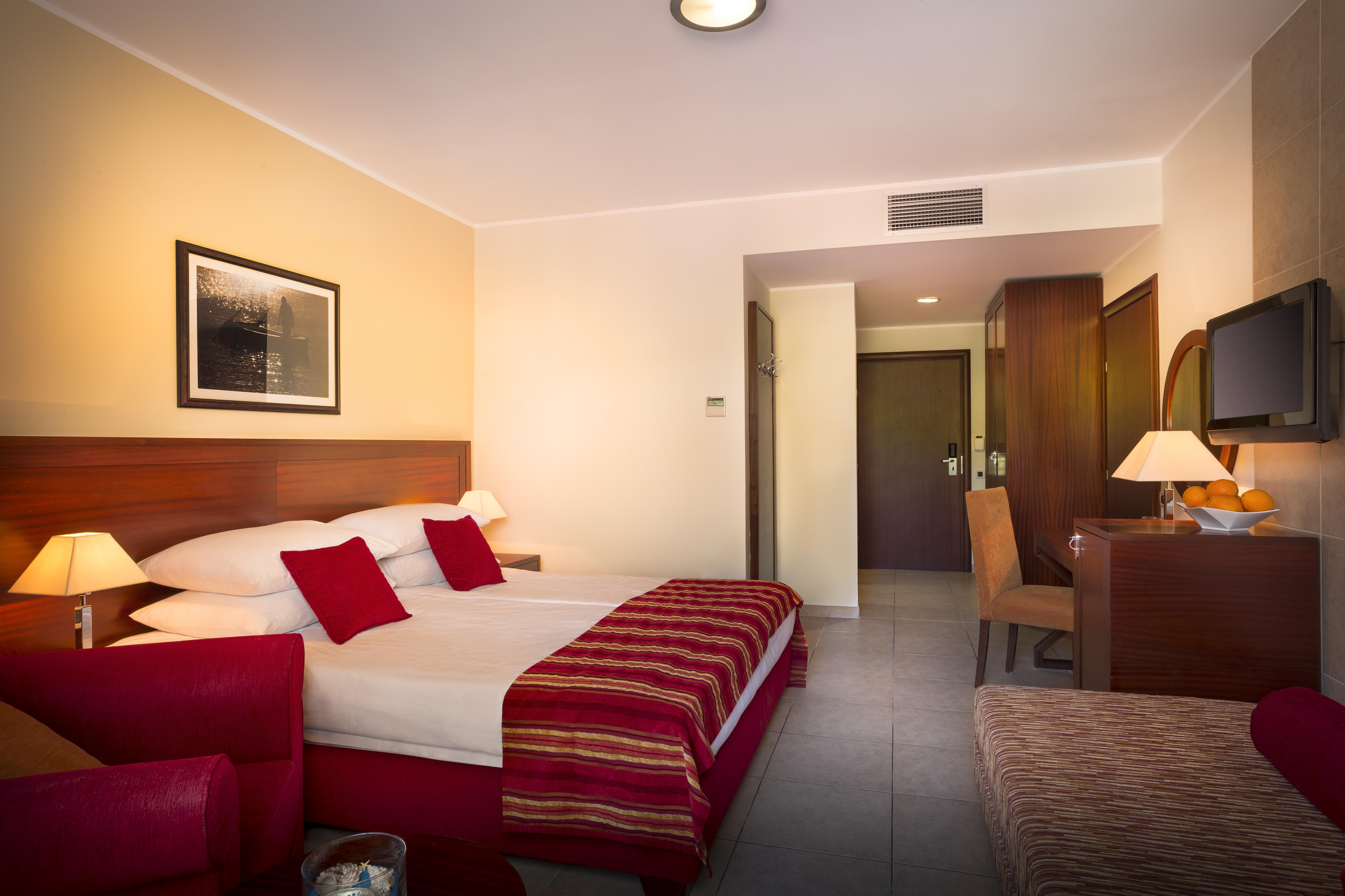 Valamar Villa Adria Baska  Exterior photo
